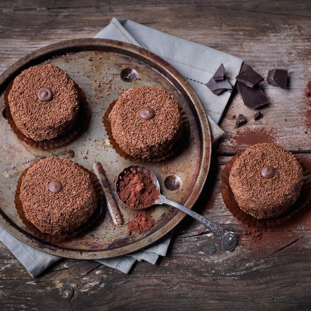 Chocolate Japonaise bakes on a serving tray